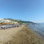 Trea - Lungomare Apartamento
