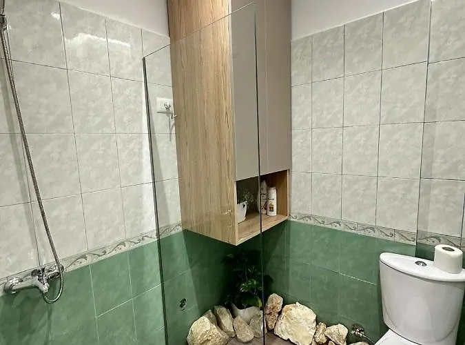 Trea - Lungomare Vlorë