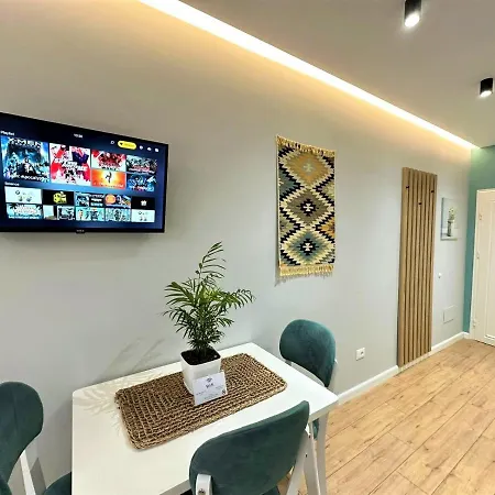 Trea - Lungomare * Vlorë