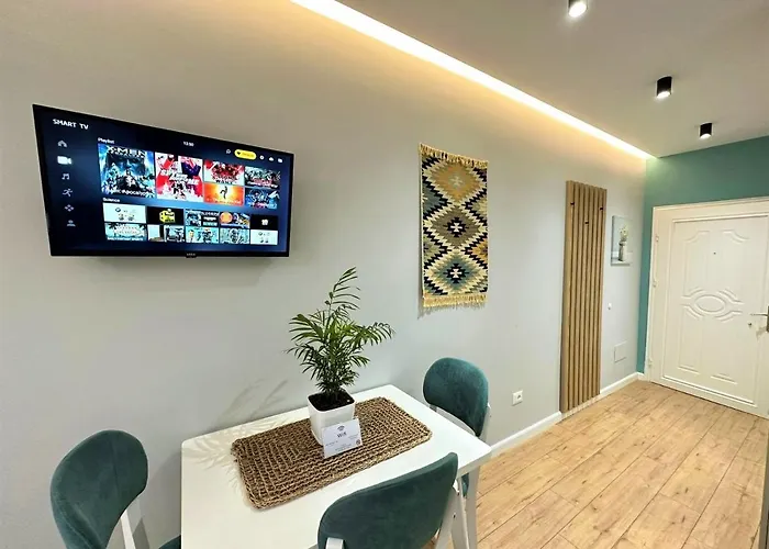 Trea - Lungomare * Avlonya